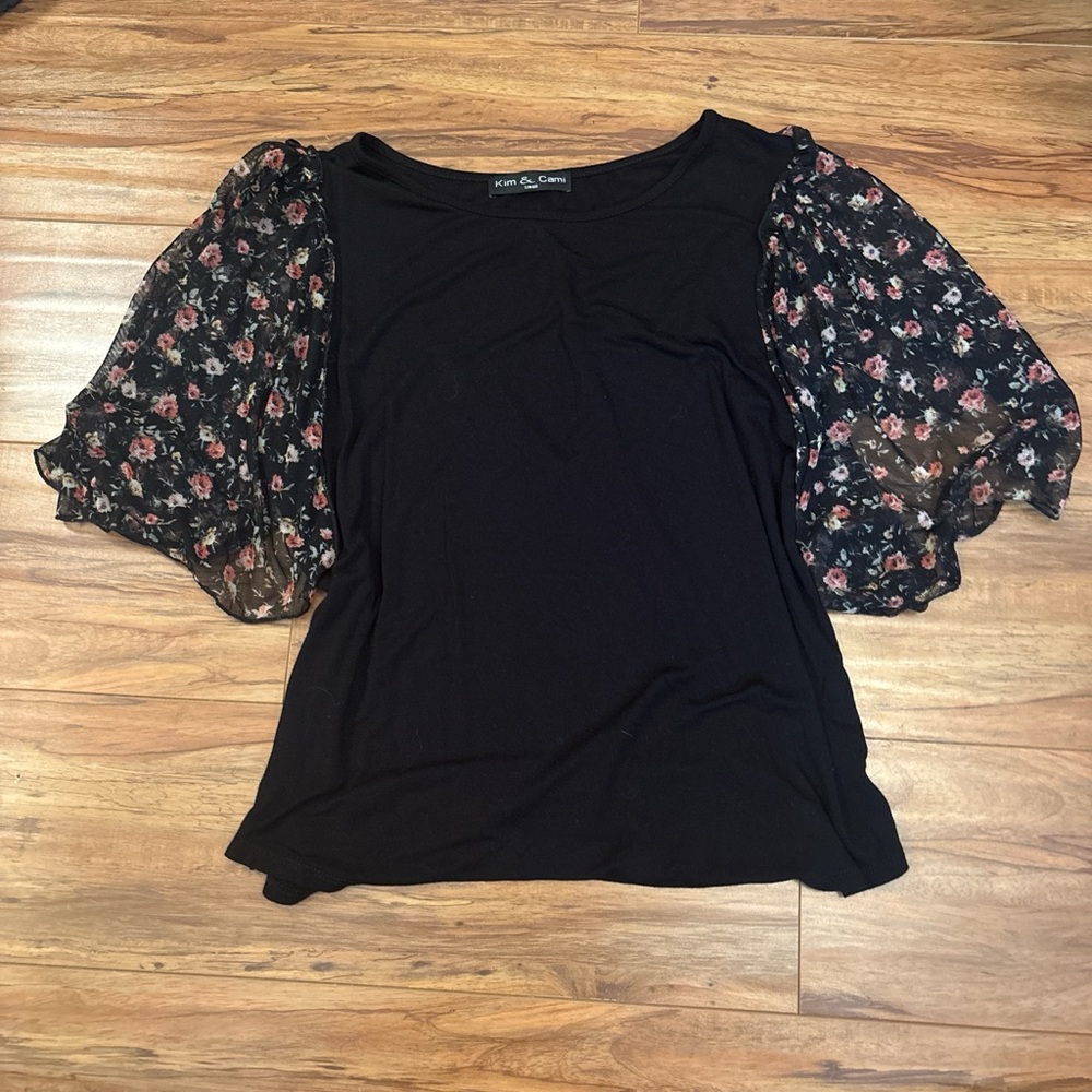 Kim & Cami Black Top with Floral Puff Sleeves